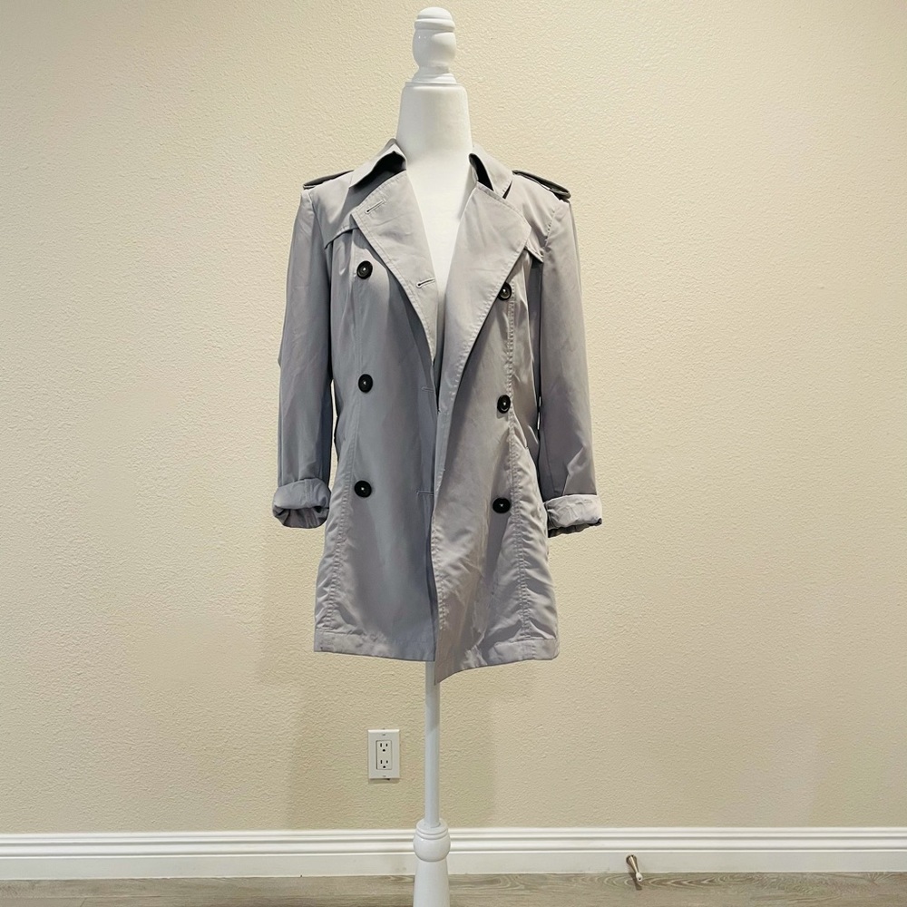 Women’s trench coat